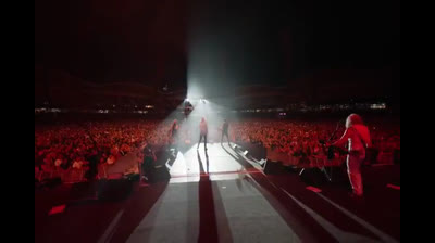 DEF LEPPARD - "Pour Some Sugar On Me" (Live in Sydney 2023)