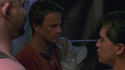 Fortress Interdit aux moins de 12 ans 1992 ‧ SF/Action ‧ 1h 35m