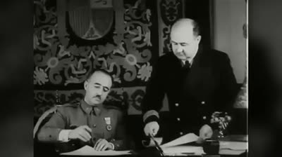 Descubre por qué Franco no necesitaba ser fascista: era franquista.